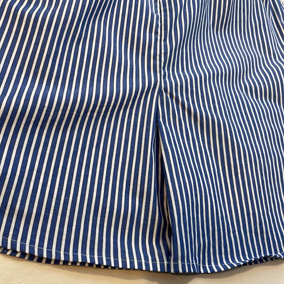 Banana Republic pinstriped skirt - Picture 5 of 9